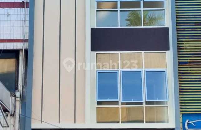 Ruko 3 Lantai Di Boulevard Raya, Kelapa Gading Ruko 3 Lantai Di Boulevard Raya, Kelapa Gading