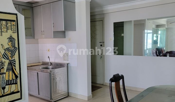Apartemen 2 Kamar Tidur Semi Furnished Di Pantai Mutiara 2