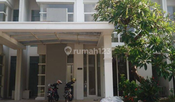 Disewakan Rumah Di Grand Pakuwon, South Victoria 1