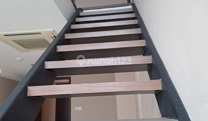 Di Jual Apartemen Di LippoMall Karawaci Type SOHO Tower 5 Bizloft 2