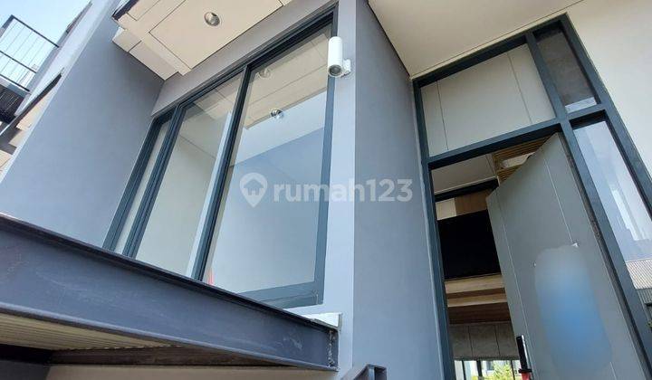 RUMAH 3 LANTAI CLUSTER IMAJIHAUZ BSD GREEN WICH TANGERANG 1