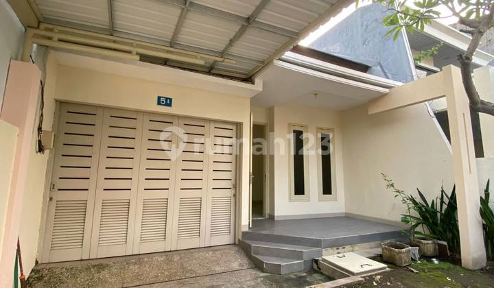 Modern Minimalist 2-Story Good and Affordable House in South Kutisari