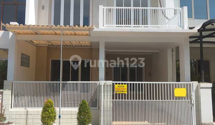 Dijual Rumah Pakuwon City Baru Renov, Lokasi Strategis!  1