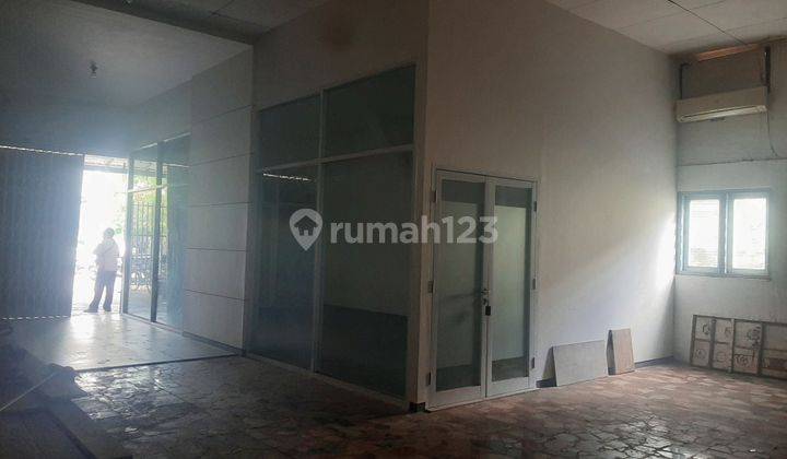 Rumah Usaha Dijual Lokasi Strategis Tengah Kota Area Ramai Untuk Segala Usaha