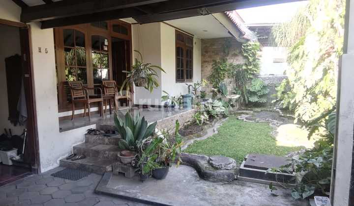 For Sale: Nice 2.5-Story House with SHM in Rungkut 2