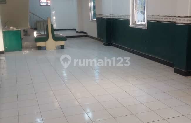 Disewakan Ruko 3 Lantai 0 Jalan Raya Pusat Kota Surabaya 2