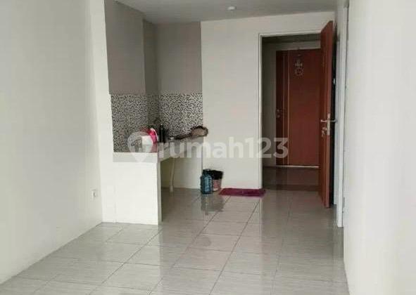 Cheap 2-Bedroom Apartment, A Step Away to Galaxy Mall & Pakuwon City 2
