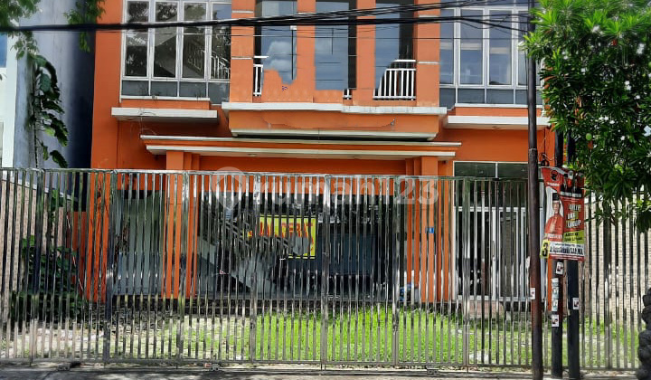 For Quick Sale: Spacious Shop House, Strategic Location, 0 Ngagel Street