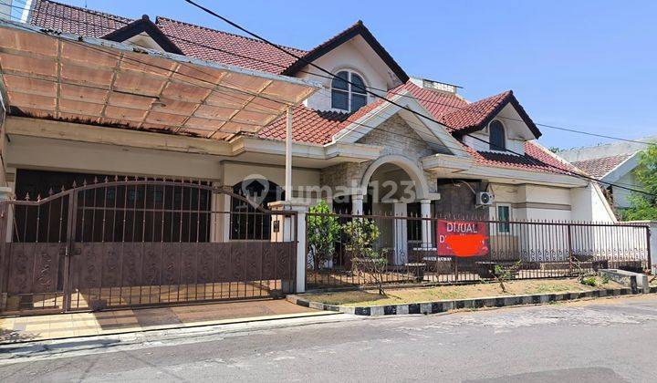 Dharmahusada Indah, Dijual Rumah Lebar 22, Furnish Siap Huni! 1