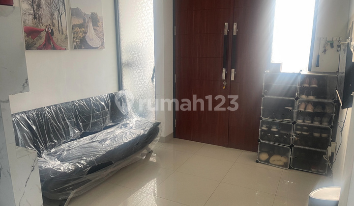 Tenggilis Rumah 2 Lantai, Full Furnished 2