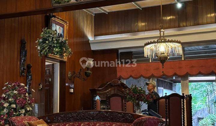 Rumah Dipusat Kota Surabaya 1