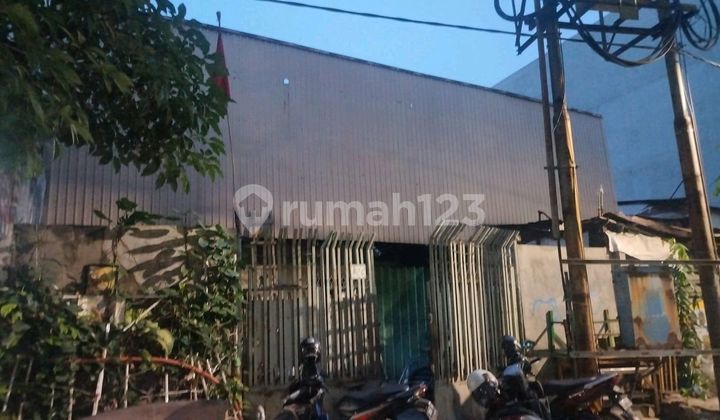 Surabaya Pusat, Bubutan, Jl. Semarang,Dijual Kavling Tanah di Area Komersial, Lokasi Strategis Dekat Perbankan, Stasiun Turi, Dupak Grosir, Pgs & Bg Junction, Cocok Dibangun Gudang Penyimpanan Barang Jadi, Pertokoan, Perkantoran & Perhotelan