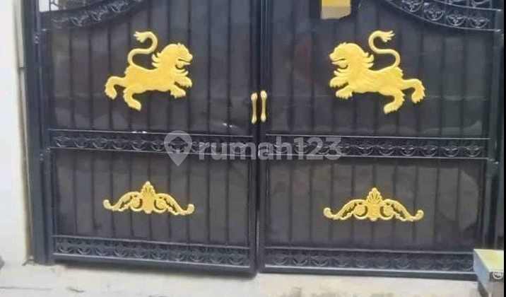 Surabaya Pusat, Murah, Bu, Bcl, Dijual Rumah 1 ½ Lantai, SHM, Bebas Banjir, Akses Mobil, Hanya 10Menit Dari Tunjungan Plaza, Akses Mobil