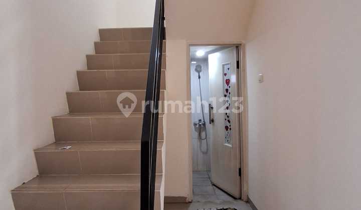 Rumah Second Dalam Perumahan Poin Mas - Siap Huni ! 2