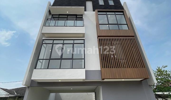 New brand in the prestigious southern area of Jakarta - limited units!