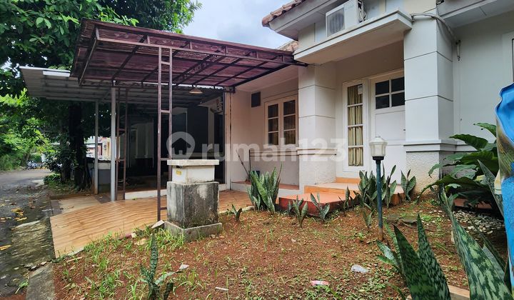 For Sale: 1-Story House in Telaga Golf Housing, Depok. 2