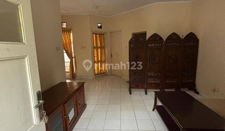 Di Jual Rumah Second Dalam Perumahan Telaga Golf  2
