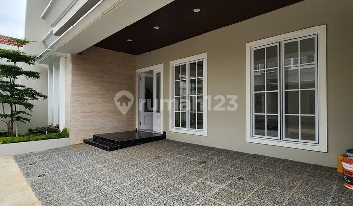 A 2-Story House That's Not Only Beautiful, But Also Has a Warm and Elegant Ambiance. 2