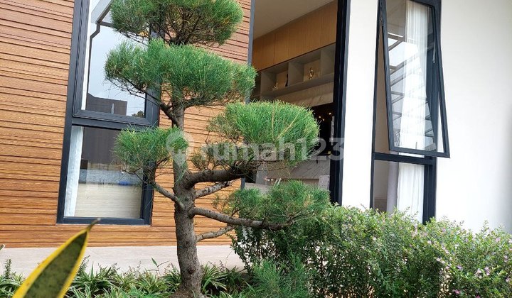 Rumah Siap Huni ! Bergaya Scandinavian 5 Menit Dari Tol Desari 2