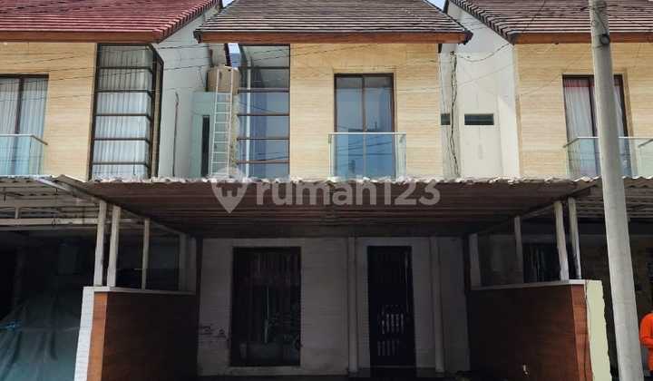 Baru Renov Siap Huni Semi Furnish Surabaya Timur SHM Baru Renov Siap Huni Semi Furnish Surabaya Timur SHM