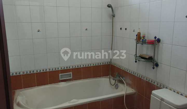 Hunian Terbaik Surabaya Timur Semi Furnished Siap Huni 2