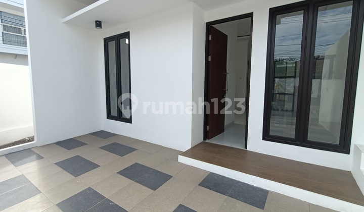 "Dijual Rumah Darmo Harapan Indah Kotak IMB Lgkp Bisa KPR,  Granit tile ; TOTO, FREE Tandon Bawah dan Atas 2