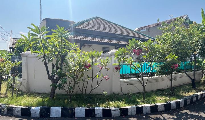 For Sale Ready-to-Occupy Hook House Darmo Baru Barat 2