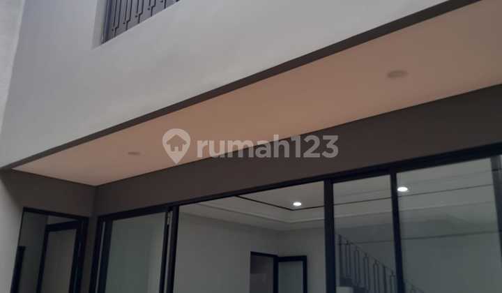DIJUAL RUMAH BARU GRESS 2 LANTAI WOODLAND CITRALAND SURABAYA BARAT, FENGSHUI BAGUS 2