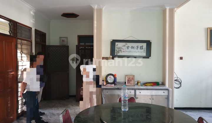 Dijual dan disewakan rumah Darmo Permai Timur cocok untuk tempat usaha/kantor/resto/kafe 2