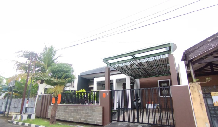 Turun Harga Jadi 2,98M Dijual Rumah Hitung Tanah Darmo Permai Timur Lebar 11 Siap Huni Kondisi Bagus