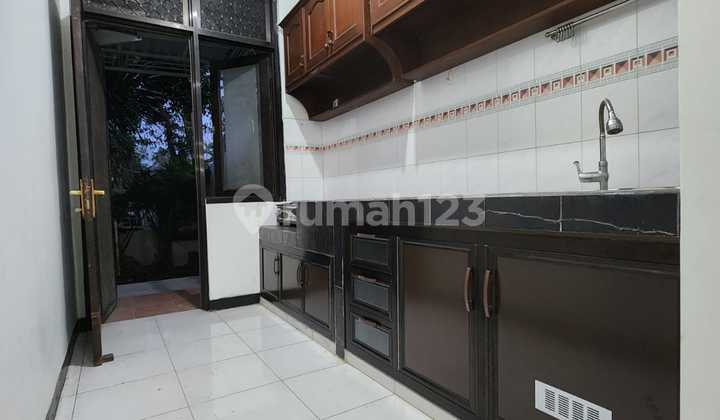 Disewakan Rumah Siap Huni Taman Puspa Raya Citraland 2