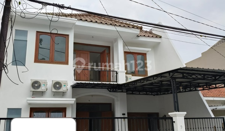 For Sale and Rent New Brand New 2-Story House in Dukuh Kupang Timur For Sale and Rent New Brand New 2-Story House in Dukuh Kupang Timur