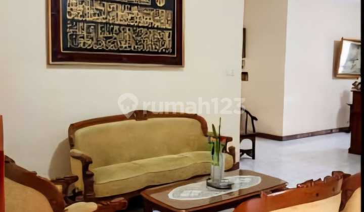 Dijual Rumah Lokasi Strategis di Pejaten Jakarta Selatan  2