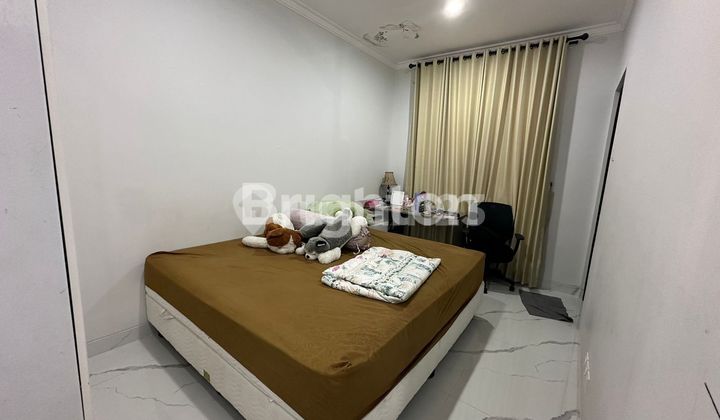 NEO-CLASSIC AVANT-GARDE STYLE LUXURY HOUSE