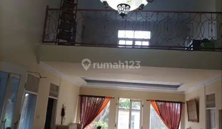 Rumah SHM Nyaman Lokasi Strategis di Rumah 2 lantai di  Jl. Abdul Muthalib Dg. Narang, Gowa 2