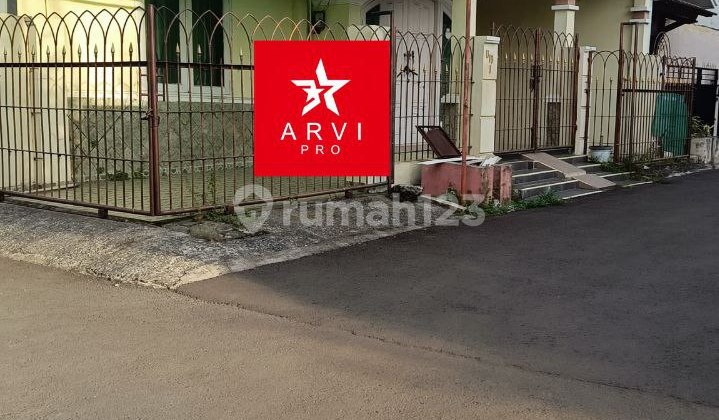 Rumah Hook Di Perumahan Taman Harapan Baru Bekasi Utara 2