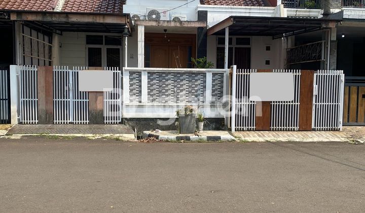 RUMAH MODERN LUAS TAMAN YASMIN