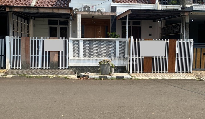 Semi-Furnished House Ready to Occupy in Taman Yasmin 1