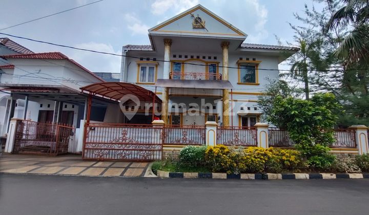 For Sale 2-Story Hook House in Galaxy Bekasi