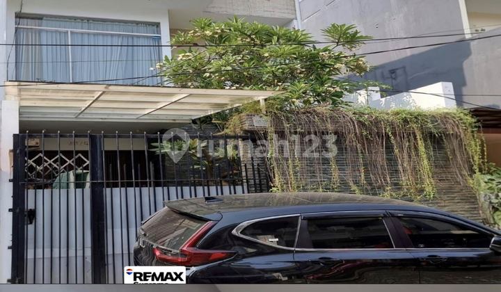 Dijual Rumah Minimalis 3 Lantai di Jakarta Utara #LL25JL25