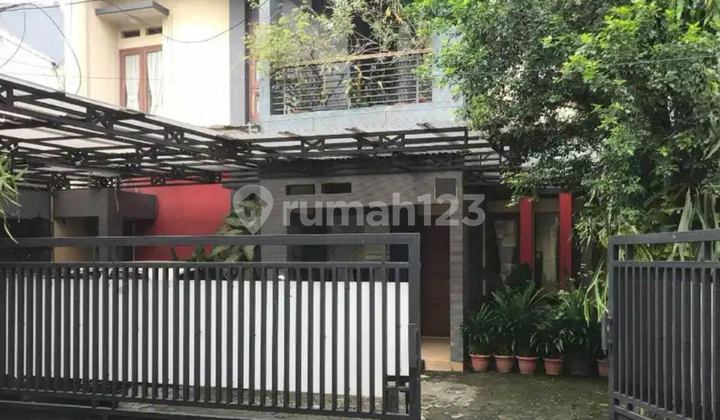 For Sale Quick Flood-Free House in Jatinegara East Jakarta For Sale Quick Flood-Free House in Jatinegara East Jakarta