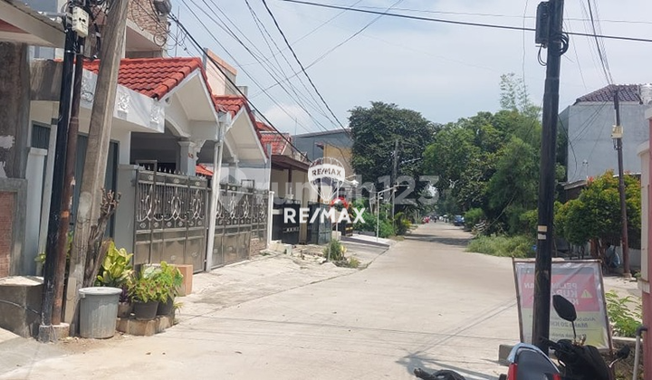 For Sale Ready-to-Live House Near Station in Taman Harapan Baru #Oc29jan26 2