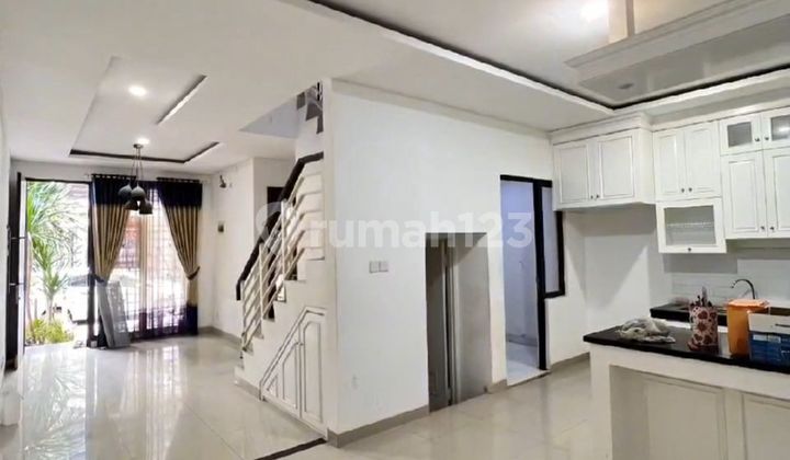 Disewakan Rumah di Shinano JGC Cakung Jakarta Timur #LL10OKT25 Disewakan Rumah di Shinano JGC Cakung Jakarta Timur #LL10OKT25