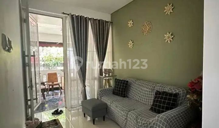 Disewakan Rumah Cantik  Siap huni Citra Grand Cibubur 2
