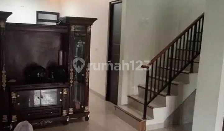 Dijual Rumah Hook 3Lt Semi Furnish & Sudah Direnovasi Siap Huni #LL25JN25 2