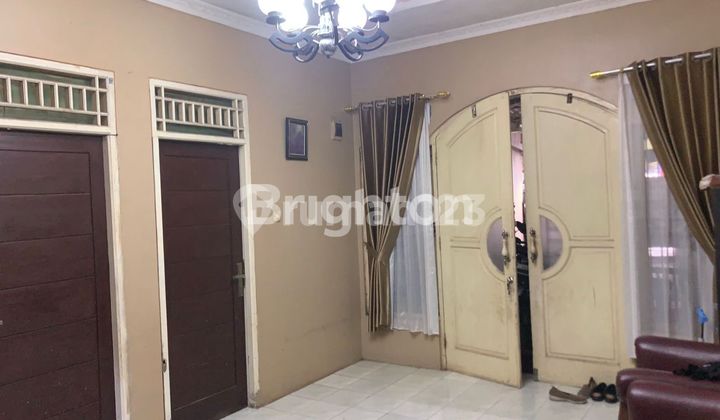 RUMAH STRATEFIS PINGGIR JALAN PUSAT KOTA TANGERANG BANTEN 2