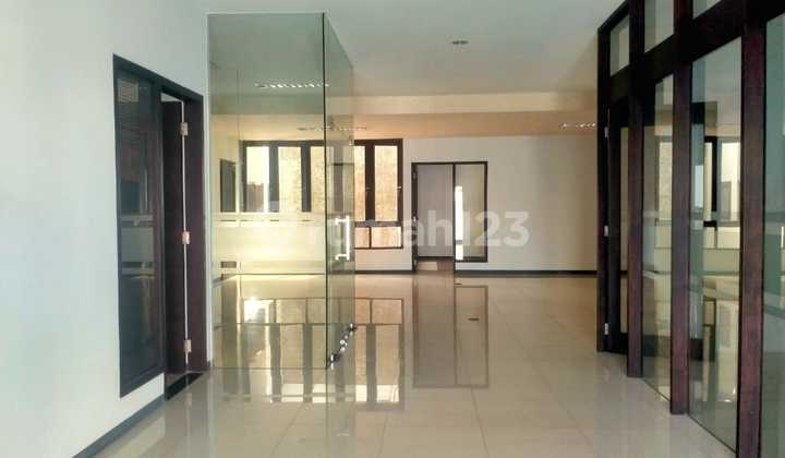 DIJUAL Rumah Dharmahusada Indah  STRATEGIS Dekat Mall, EX OFFICE 2