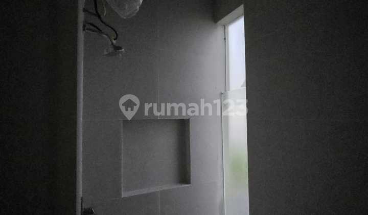 Disewakan Rumah New Gress di Northwest 2