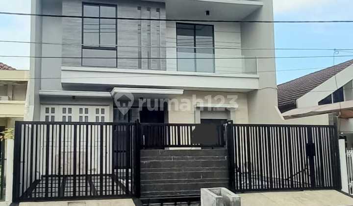 DIJUAL RUMAH BARU GRESS 2 LANTAI SIAP HUNI "MANYAR KERTOADI"