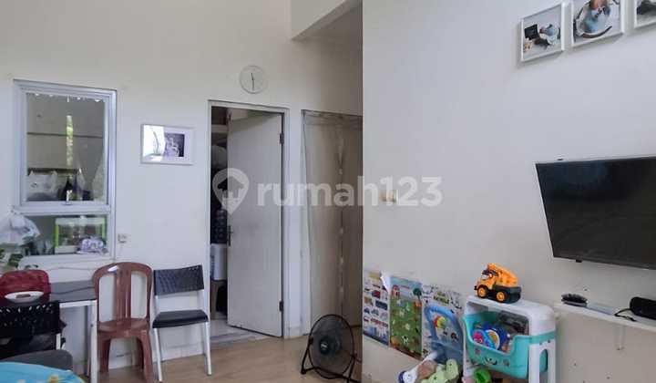 For Sale Cheap Ready to Occupy House in Central Karawaci Complex 2